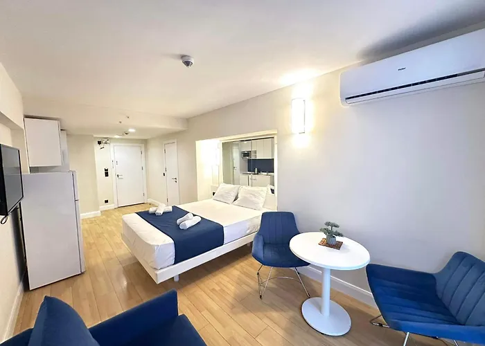 Orbi City Suite With Sea View
