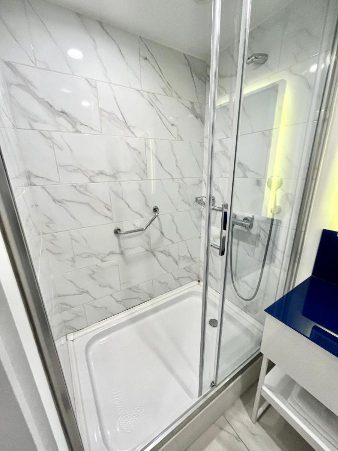 Orbi With Sea View شقة باتومي